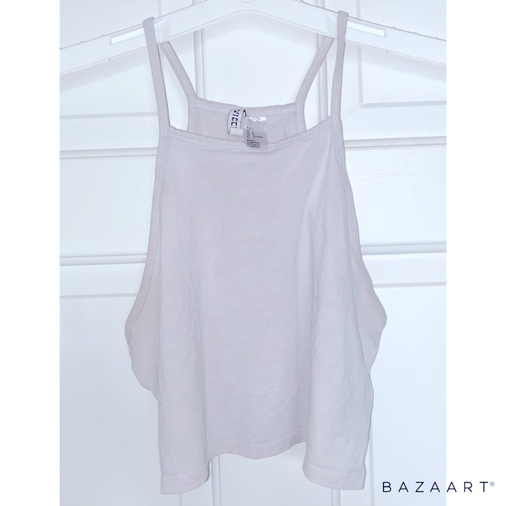 Well loved white halter crop top